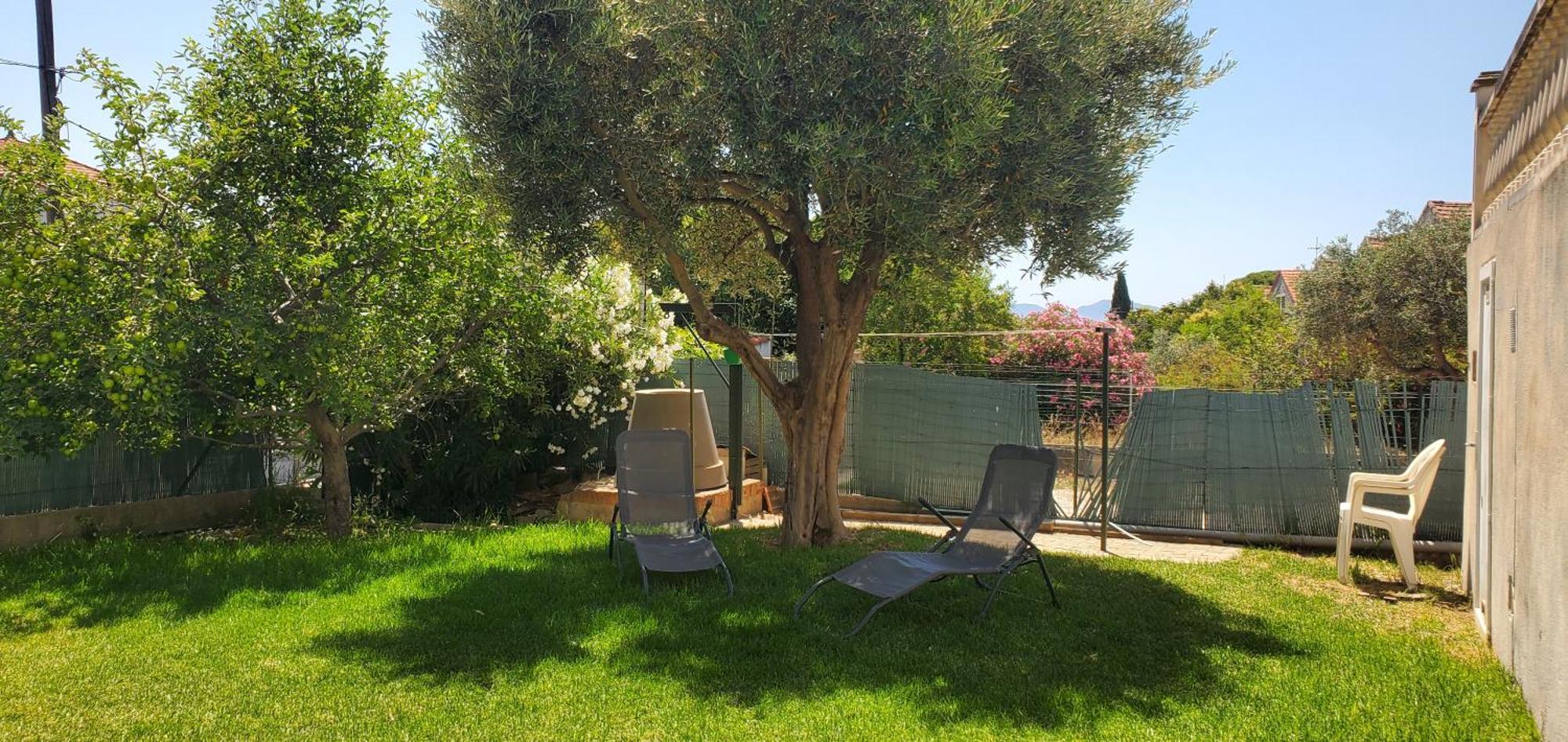 Jolie Studio En Rez De Jardin A L'Estaque Mourepiane مارسيليا المظهر الخارجي الصورة